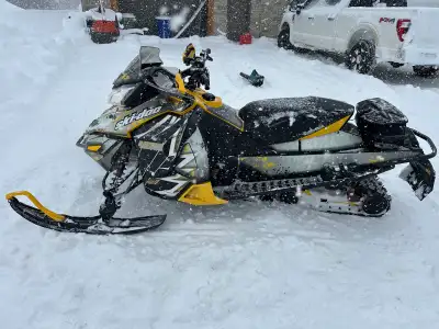 2013 Skiddo MXZ X Custom Wrap with fully studded track. Brand new battery and belt. Full service inc...