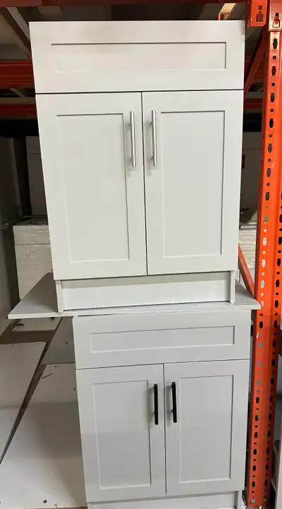 24” Vanity+ Quartz Countertop, View more