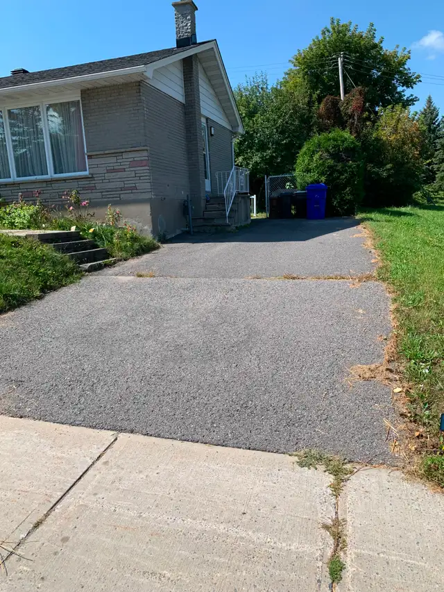 Bonne chambre à la belle maison à Hull à louer tout inclus