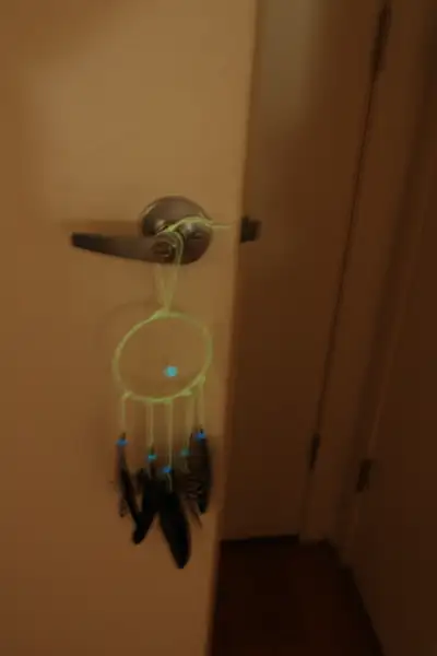 petit attrapeur de reve (dream catcher) qui brille dans le noir, View more