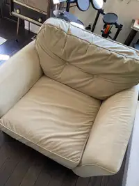 Comfy single seat sofa, free