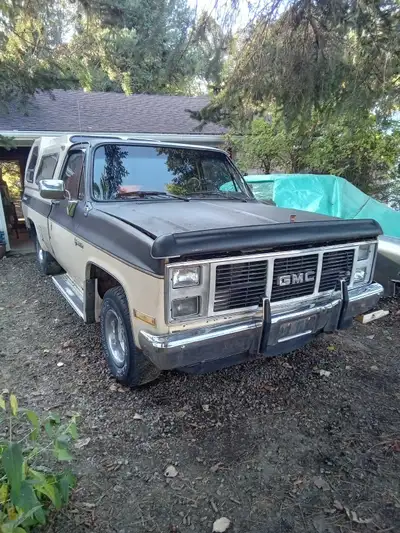 1986 GMC c15 wrangler 2wd longbox This is a project truck and needs lots of work . Ownership in my n...