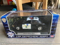 Motor Max 1:24 Law Enforcement Series CALIFORNIA HIGHWAY PATROL