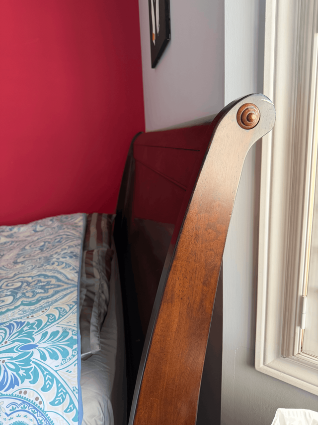 Queen Bed Frame + Nightstand – Good Condition in Beds & Mattresses in Oshawa / Durham Region - Image 5