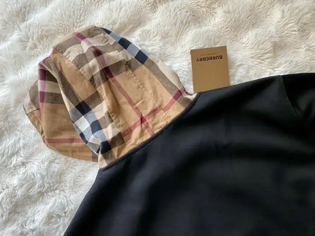 Burberry Mens Hoodie Brand New w Tags in Men's in City of Toronto - Image 7
