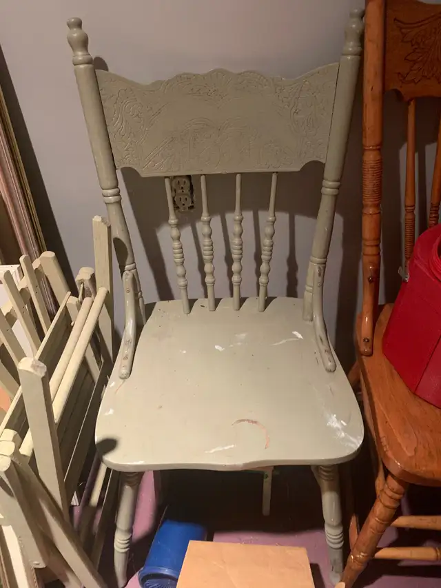 Selection of antique chairs in Chairs & Recliners in Stratford - Image 9