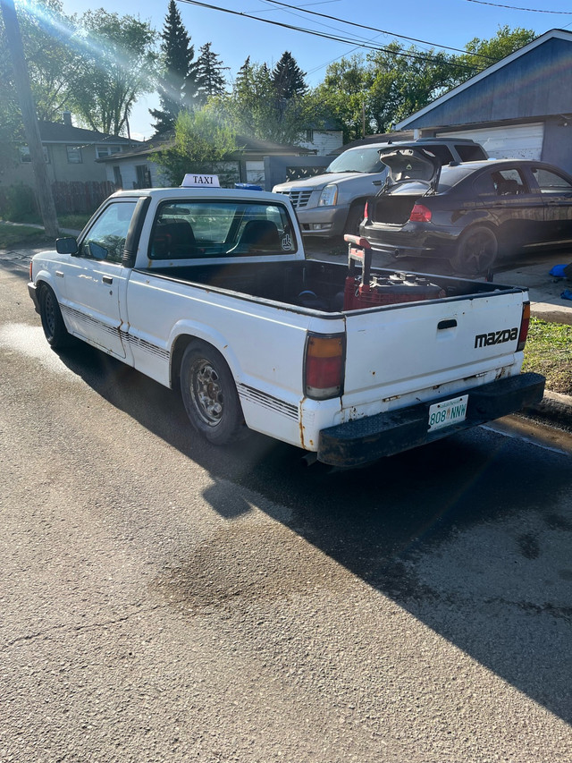 1991 b2200 in Cars & Trucks in Regina - Image 3