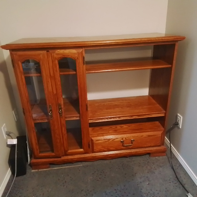 Entertainment unit in TV Tables & Entertainment Units in Barrie