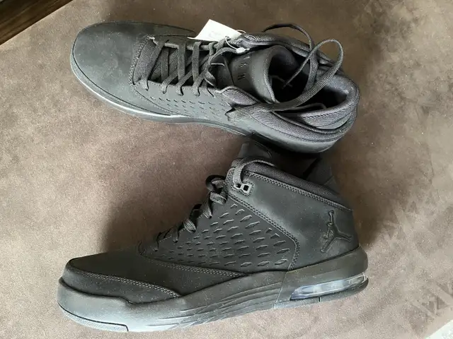 Jordan Flight Origin 4 - Brand New in Men's Shoes in Calgary - Image 2