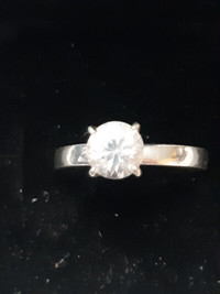 ENGAGEMENT RING 1.5 CARATS ZIRCON CENTER STONE SET IN STERLING S