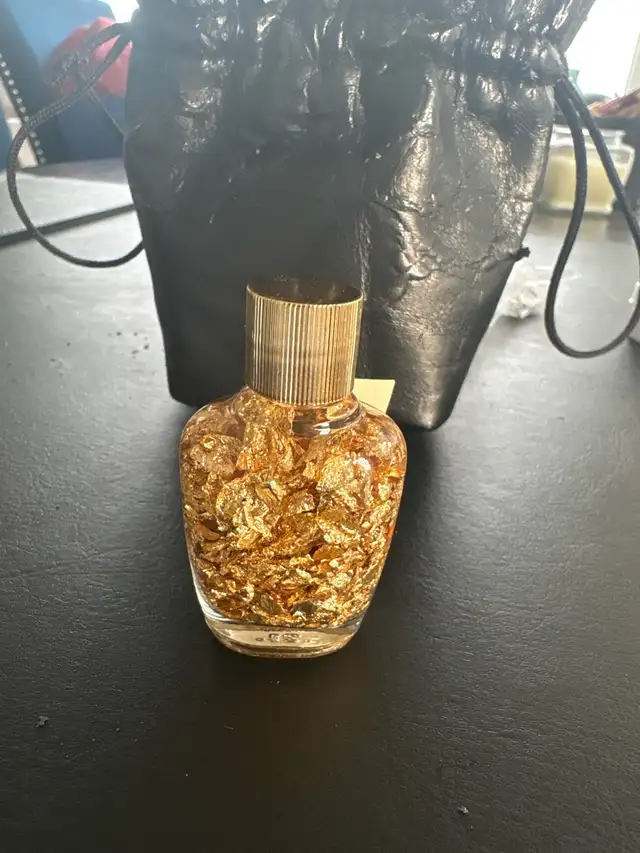 Brazilian Golden Flakes Ornament in Arts & Collectibles in City of Montréal - Image 6