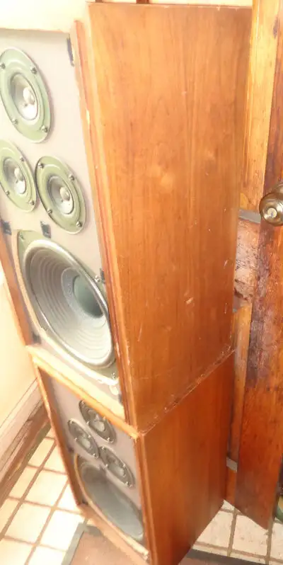 Realistic Optimus 5B speakers, View more