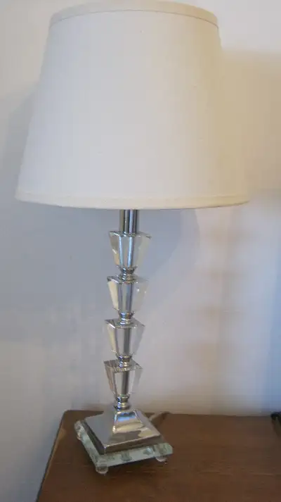 Table Lamp, like new, View more