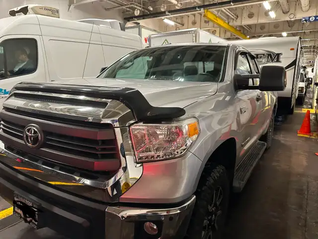 2014 Toyota Tundra SR5