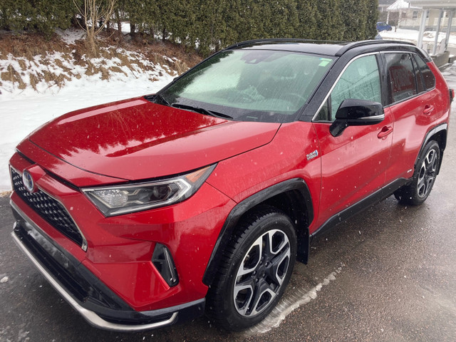 Toyota Rav4 PRIME 2021 XSE dans Autos et camions  à Saguenay - Image 2