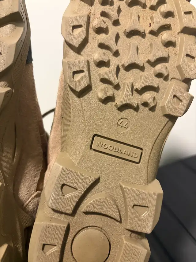 Branded Shoes – Size 9 in Men's Shoes in City of Toronto - Image 6