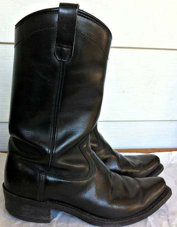 Motorcycle boots in Men's Shoes in Abbotsford - Image 2
