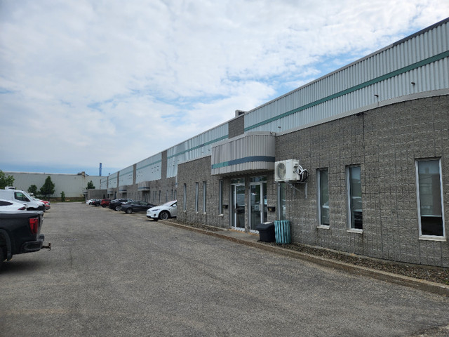 Batisse industrielle à vendre de 39 646 pc. à Bois-des-Filion dans Espaces commerciaux et bureaux à vendre  à Laval/Rive Nord - Image 3