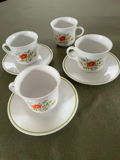 Vintage Corelle Set, View more