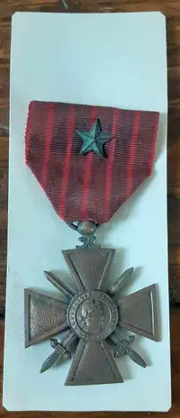 WW1 French Medal with Star