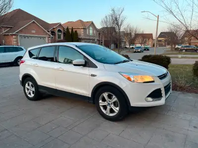 2014 Ford Escape FWD SE in great shape for sale