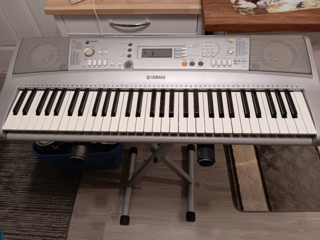 Yamaha Key PoratoneYTP300 in Pianos & Keyboards in Mississauga / Peel Region - Image 4