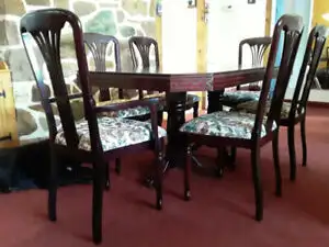 Mobilier salle a diner 65 pouces x 40pouces 6 chaises, View more