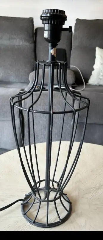 OLD BLACK WROUGHT IRON TABLE LAMPS, 20 INCHES TALL. THEY HAVE MODERN SOCKETS ON THEM THAT WORK AND Y...