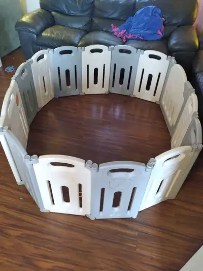 Playpen, plastic, View more