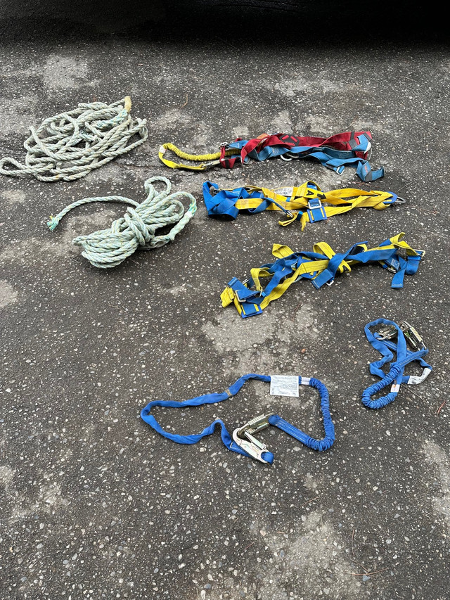 Roofers fall arrest equipment  in Other in Kelowna - Image 2