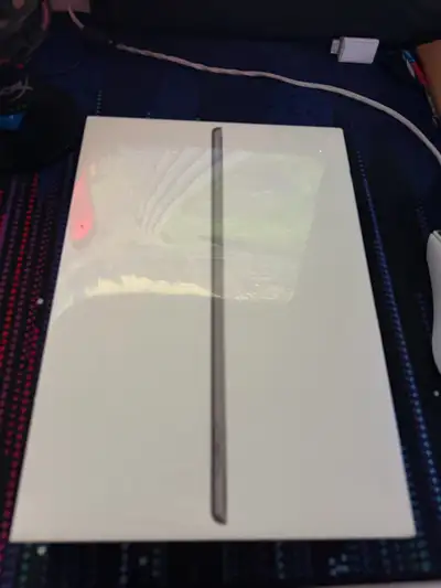 iPad 9th gen 64gb space grey, View more