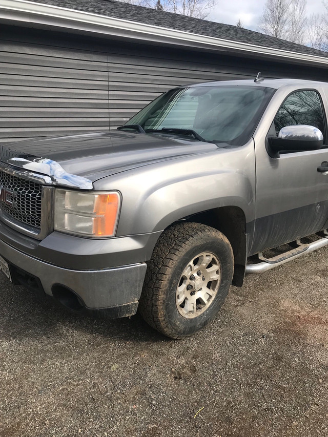 2008 GMC Sierra Truck 4.8 in Cars & Trucks in Thunder Bay - Image 4