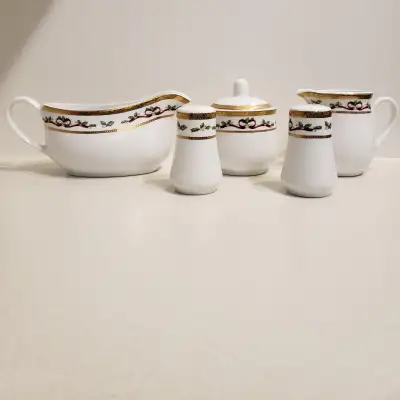 Royal Heritage Collection - Winter Garland, 6-piece set, View more