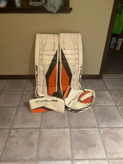 Senior true L12.2 pro stock goalie equipment, View more