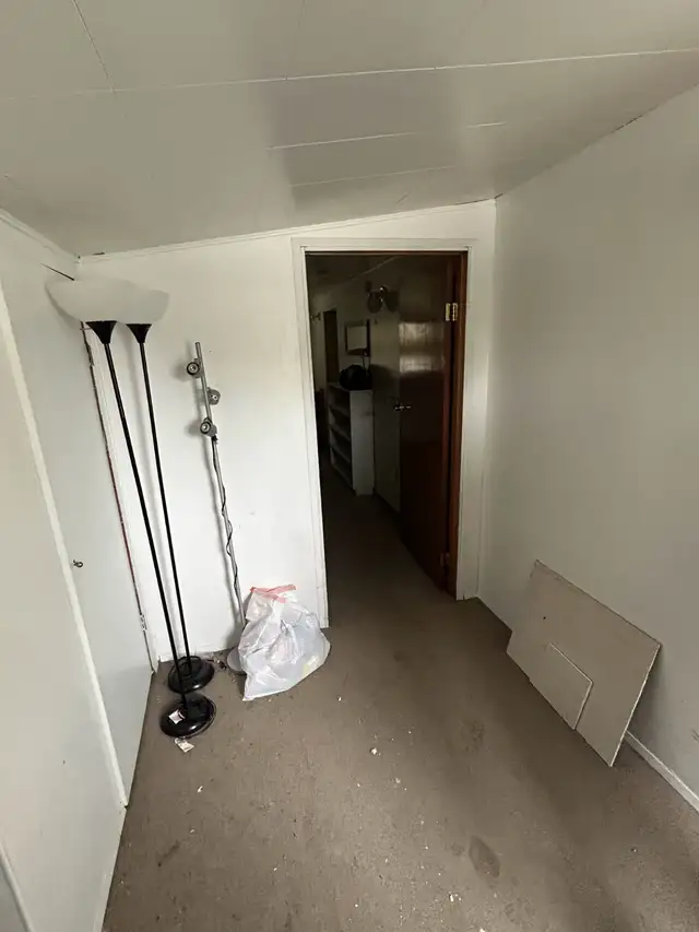 Double Wide Mobile Home For Sale For Removal Only in Houses for Sale in Regina - Image 7