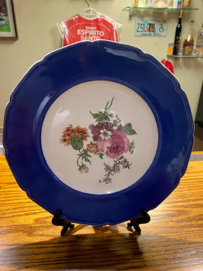  Vintage  Royal Doulton Porcelain Hand Painted Dinner Plate 1, View more