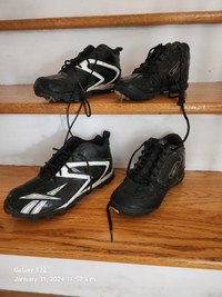 Reebok 2 chaussures à crampons de football / Football cleats: