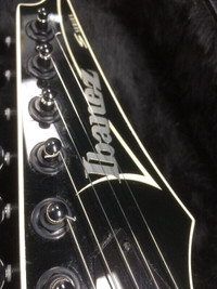 Ibanez S520EX electric guitar