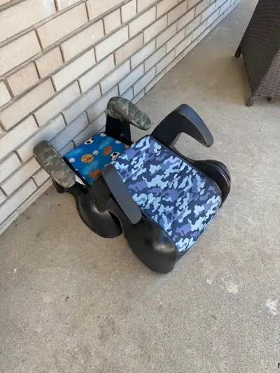 Good used condition booster seats. Asking $15 each or $25 for both.