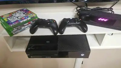 GUC Xbox One with 2 Controllers, with Kinect and Games , View more