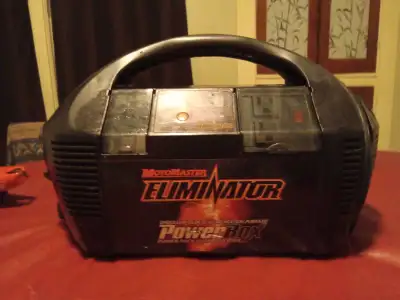 Motomaster Eliminator Powerbox Power Pack With Inverter , View more