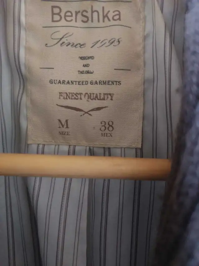 Bershka Blazer - Medium in Men's in City of Toronto - Image 7