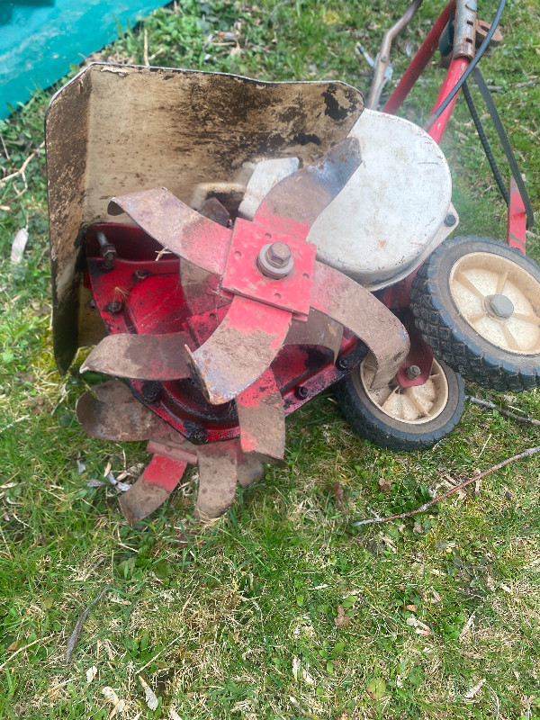 Mini Roto-Tiller needs motor in Lawnmowers & Leaf Blowers in London - Image 3