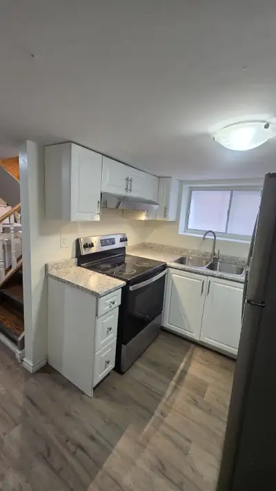 3 bedroom Basement for Rent at Port Credit Mississuaga