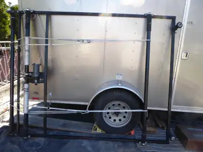 Suitable for 12 Ft Boat. 2000lb. winch