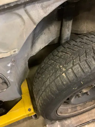 Low milage less than 120k upgrading to a medium case diff still installed from a 1996 Z3