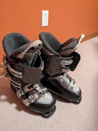 Ski boots 24.5/25