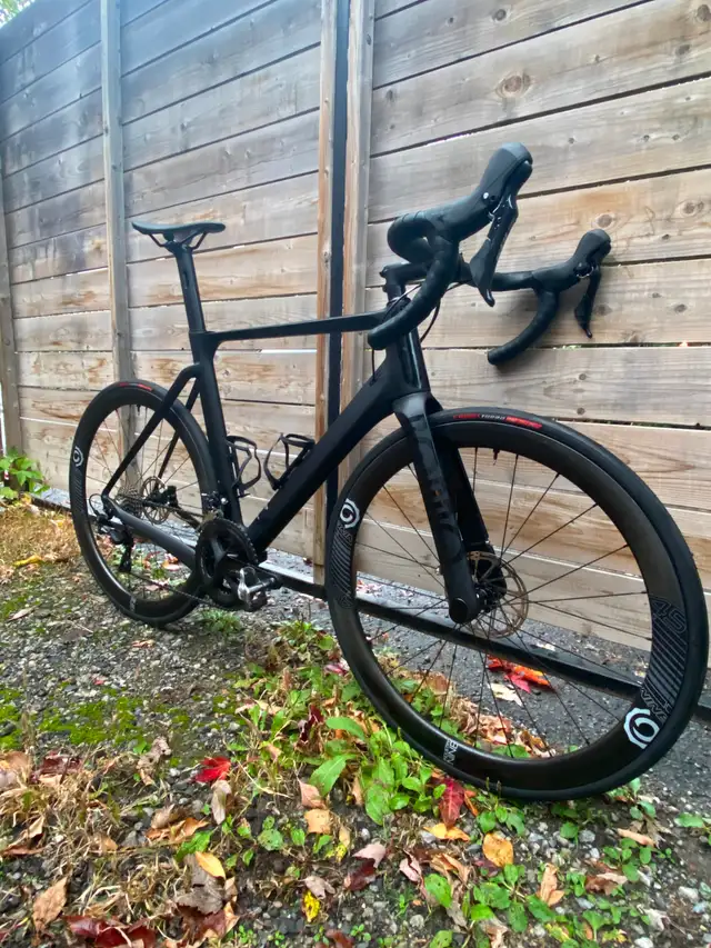 Velo de route/gravel Rondo HVRT 2020 56cm in Road in Granby - Image 3