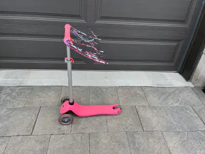 3 wheeled Globber Scooter