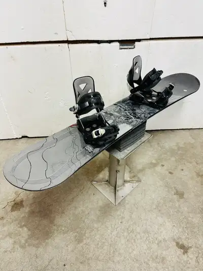 Lamar kids snowboard 125 cm with Lamar jr bindings, View more